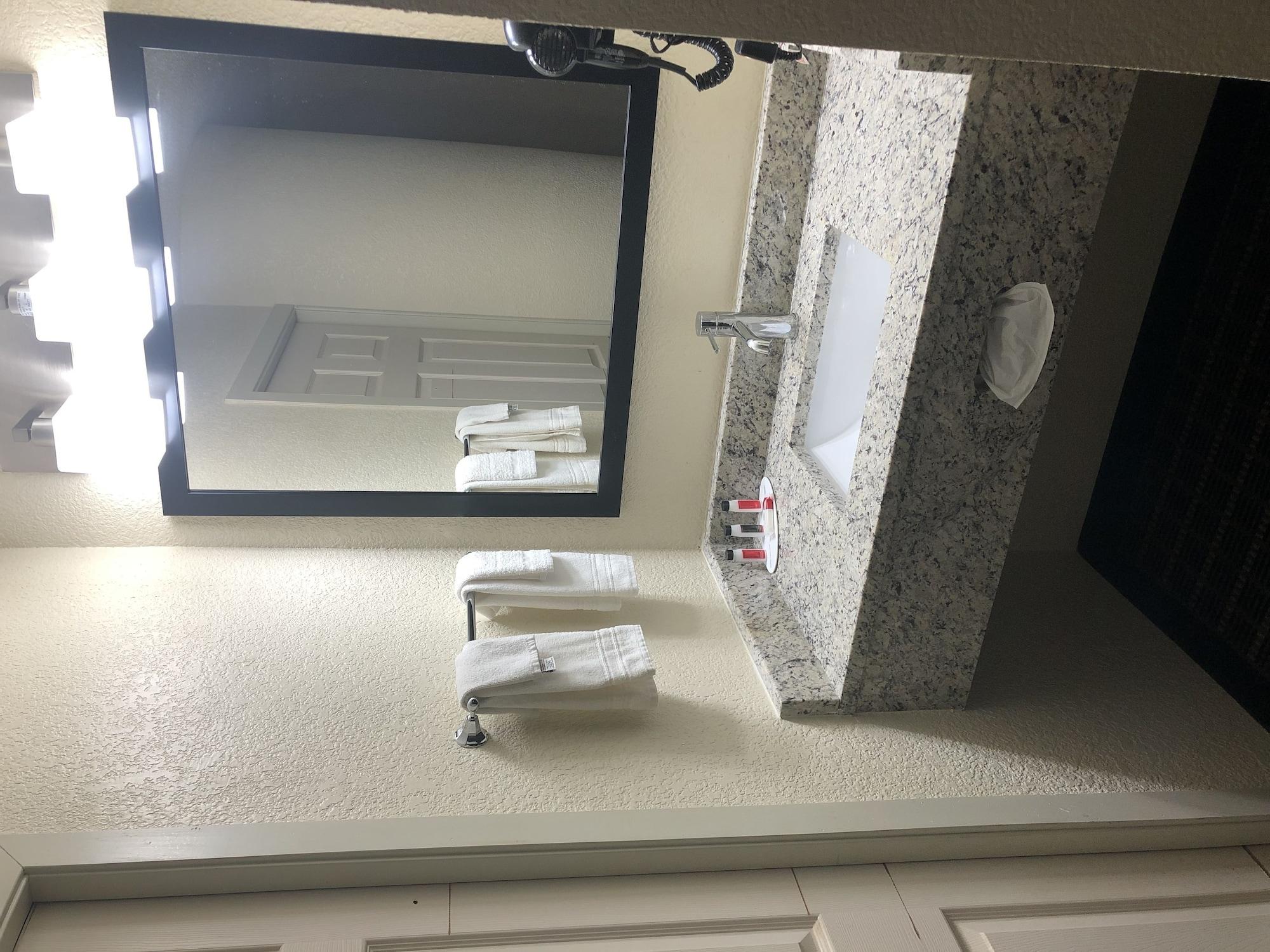 Baymont & By Wyndham 2*