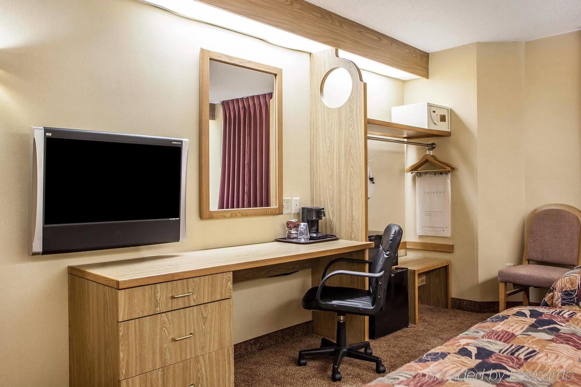 Baymont & By Wyndham Hotel 2*