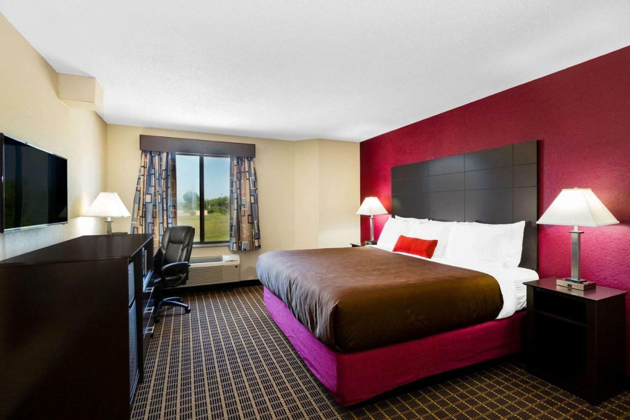 Baymont & By Wyndham 2* Mukwonago